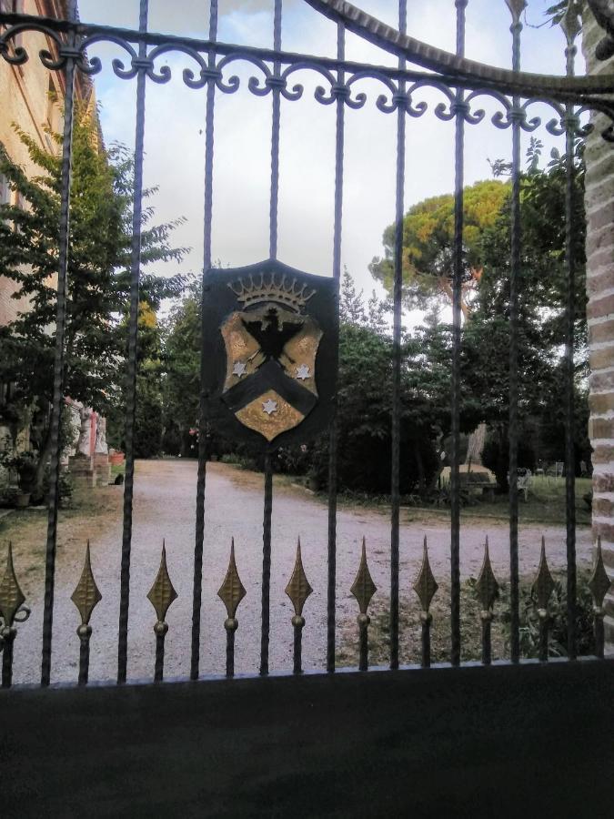 Locanda Della Cavalleria Apartman Trecastelli Kültér fotó